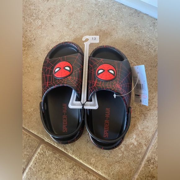 Marvel Other - Spider-Man Toddler Sandals in Black & Red